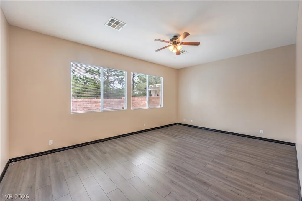 1423 Silent Sunset, North Las Vegas, NV 89084