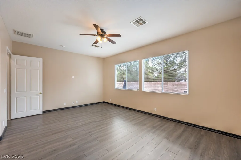 1423 Silent Sunset, North Las Vegas, NV 89084