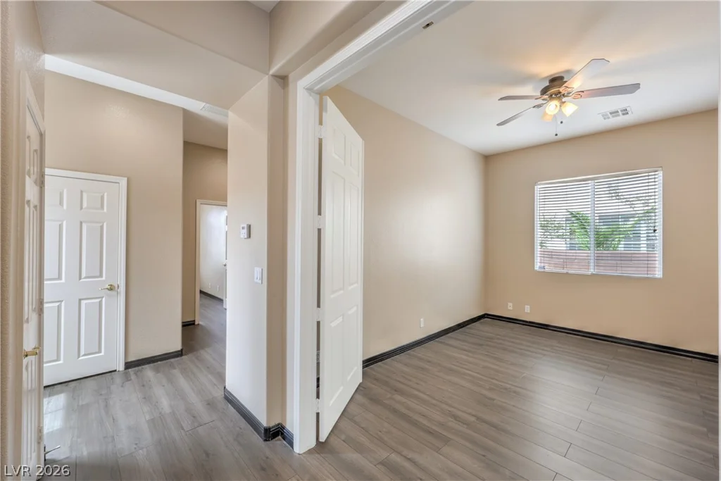 1423 Silent Sunset, North Las Vegas, NV 89084