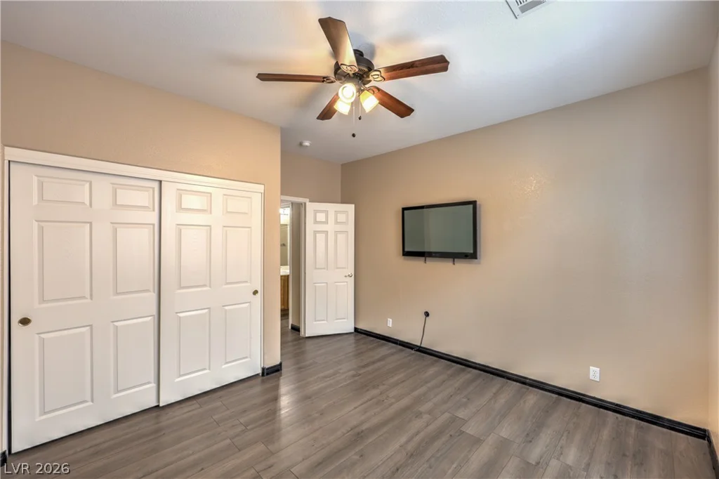 1423 Silent Sunset, North Las Vegas, NV 89084