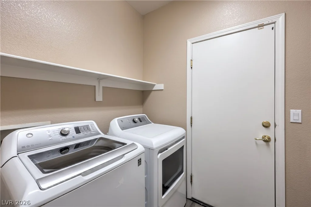 1423 Silent Sunset, North Las Vegas, NV 89084