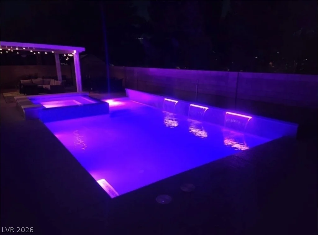 1423 Silent Sunset, North Las Vegas, NV 89084