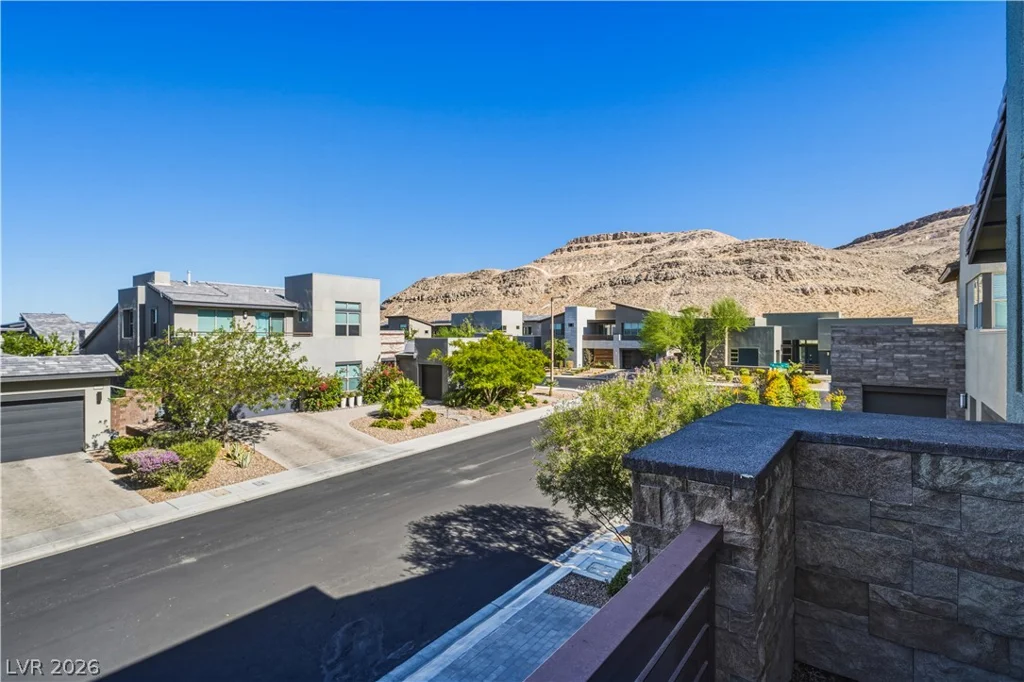 6865 Stellar Wind, Las Vegas, NV 89135