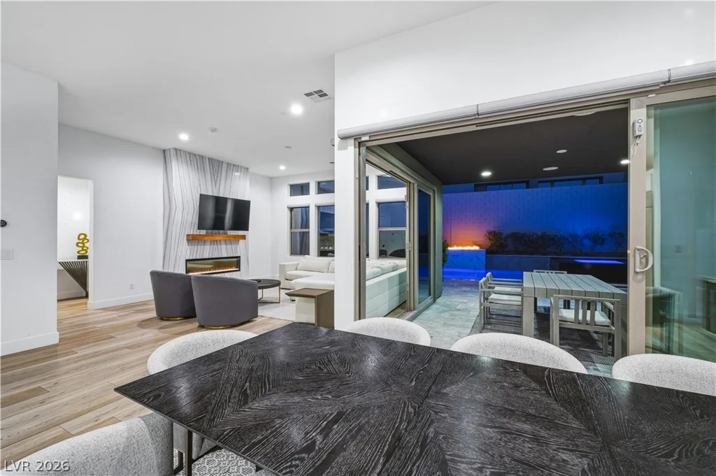 6865 Stellar Wind, Las Vegas, NV 89135