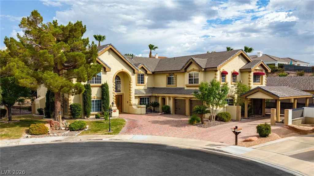 1101 Iolite, Henderson, NV 89011