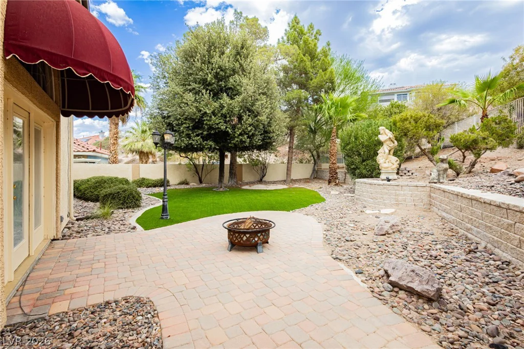 1101 Iolite, Henderson, NV 89011
