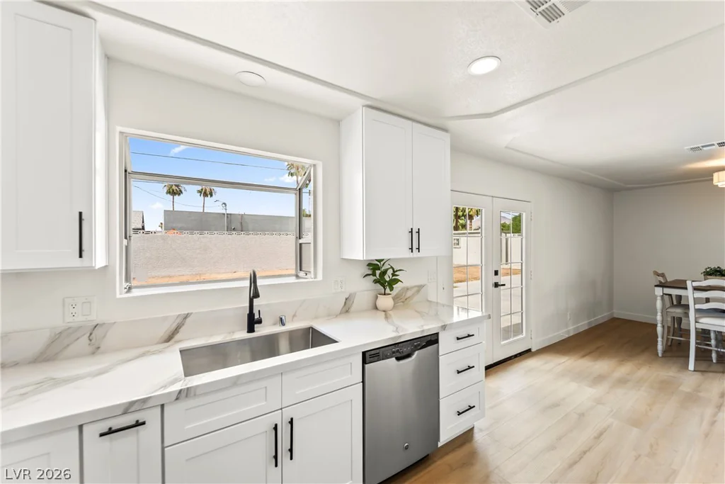 4980 Idaho, Las Vegas, NV 89104