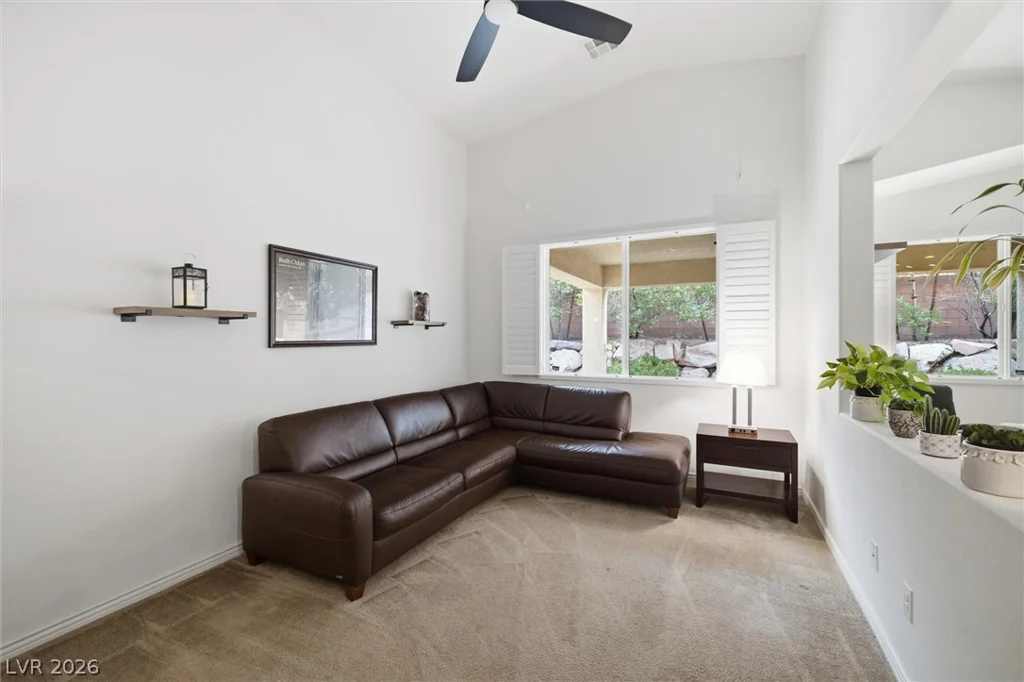 9821 Buttermilk Falls, Las Vegas, NV 89178
