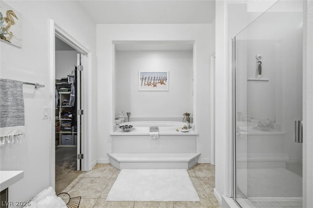 9821 Buttermilk Falls, Las Vegas, NV 89178