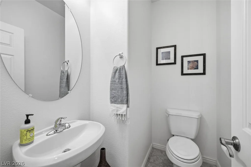 9821 Buttermilk Falls, Las Vegas, NV 89178