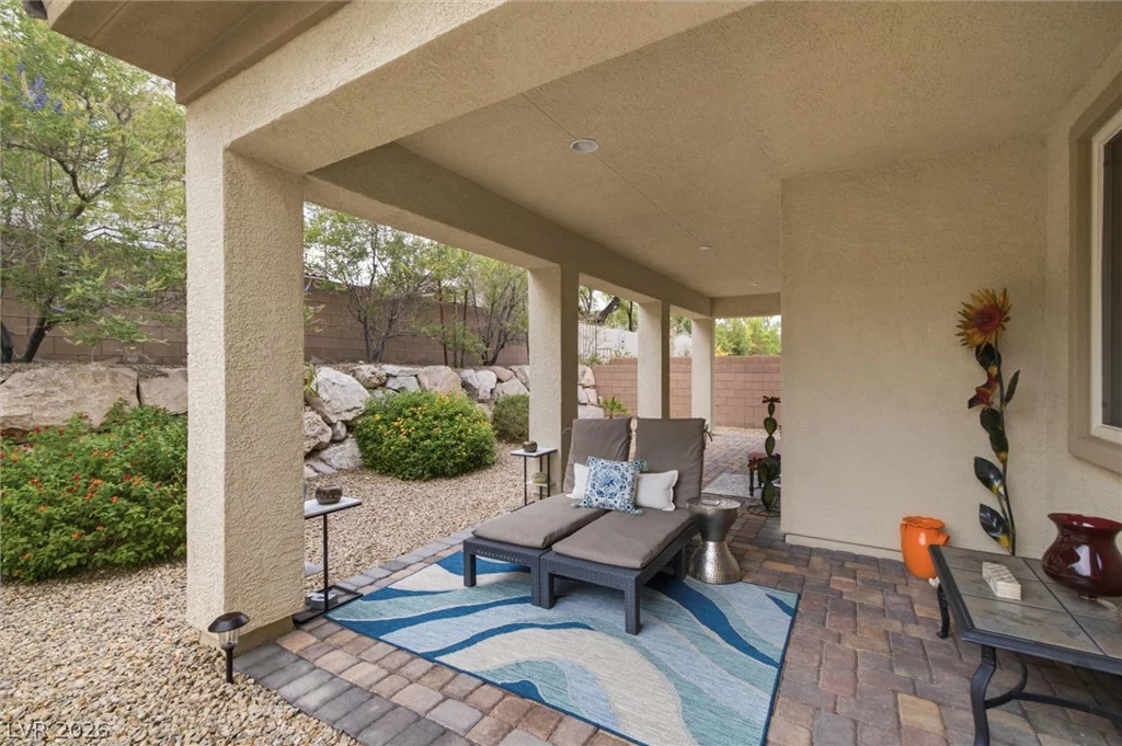 9821 Buttermilk Falls, Las Vegas, NV 89178