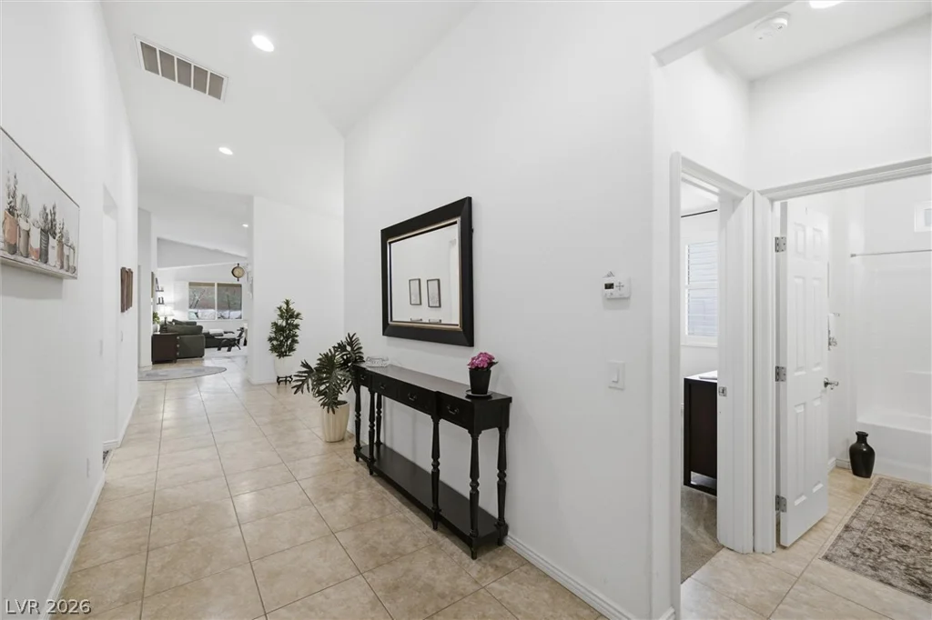 9821 Buttermilk Falls, Las Vegas, NV 89178