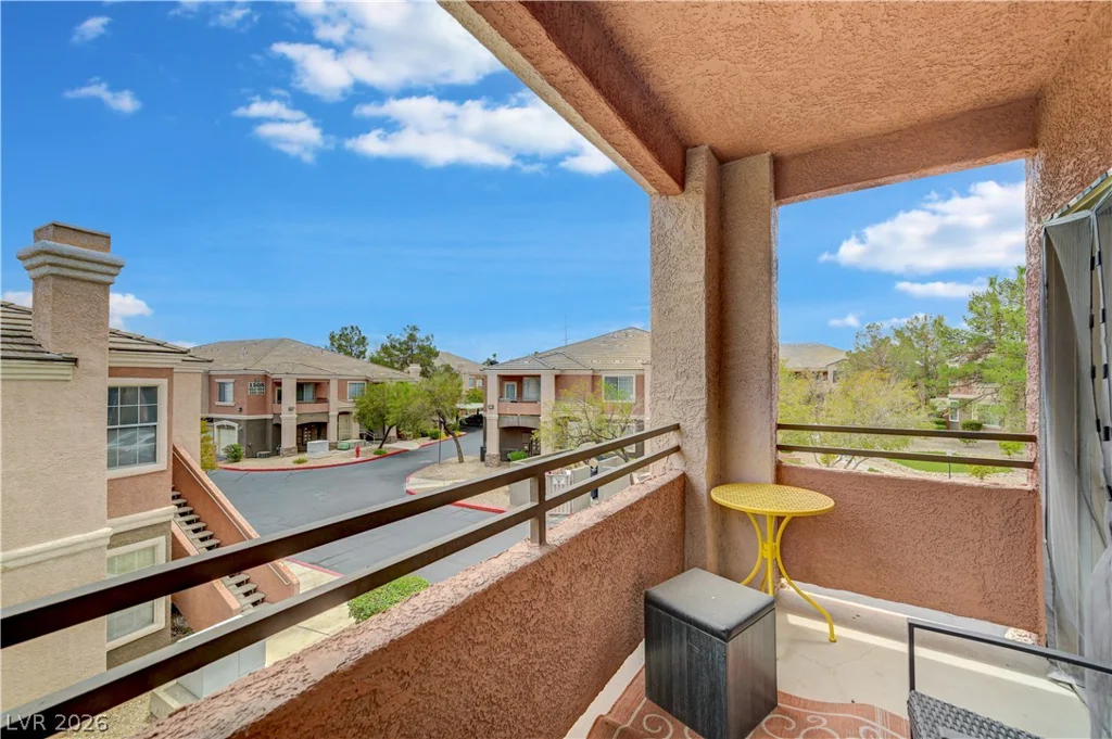 7700 Constanso, Las Vegas, NV 89128