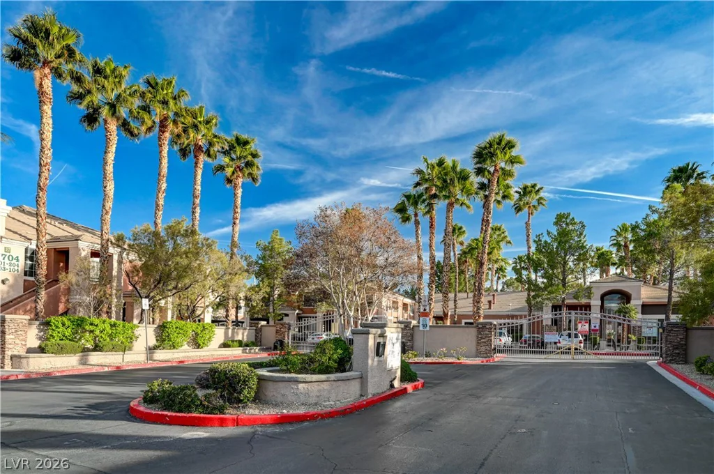 7700 Constanso, Las Vegas, NV 89128