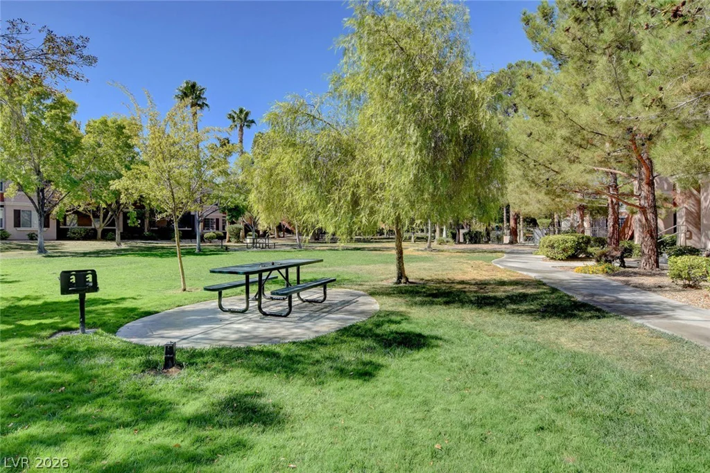 7700 Constanso, Las Vegas, NV 89128