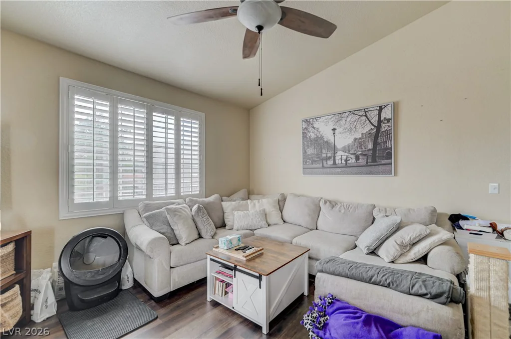 7700 Constanso, Las Vegas, NV 89128