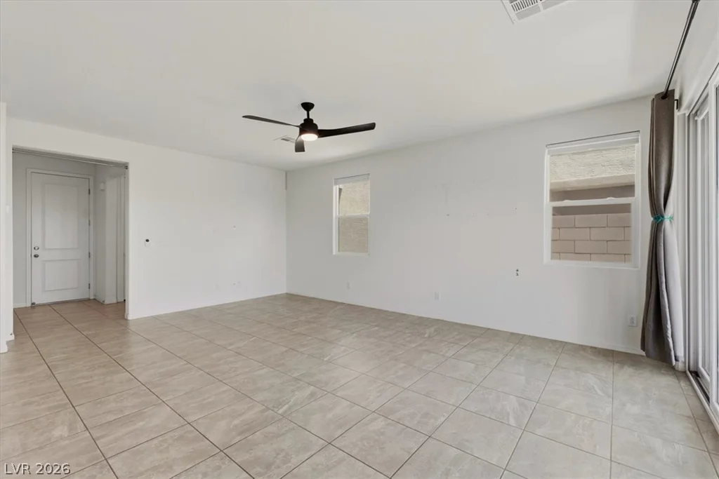 4423 Frias Falls, Las Vegas, NV 89141