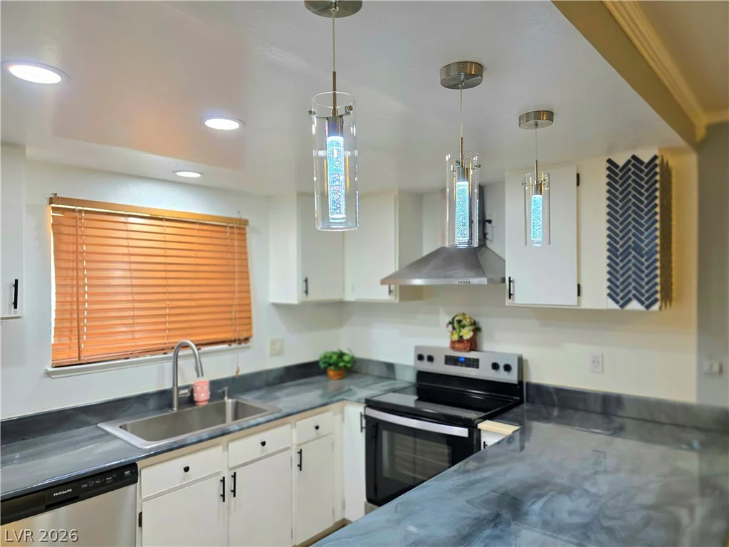 3275 Arville, Las Vegas, NV 89102