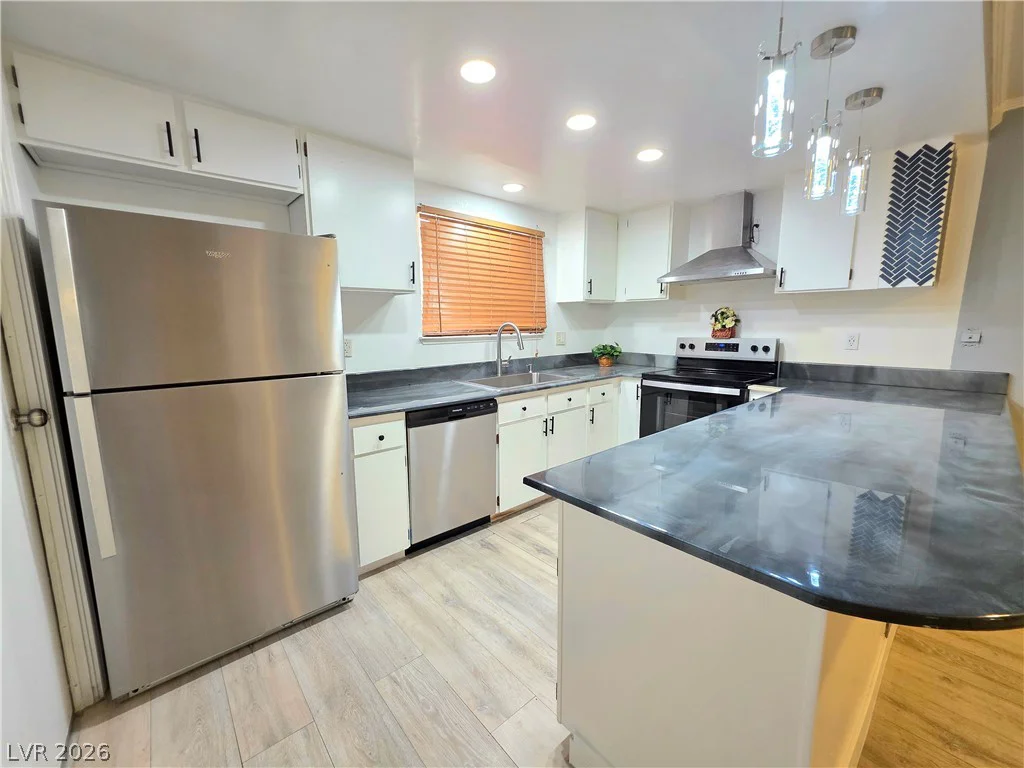 3275 Arville, Las Vegas, NV 89102