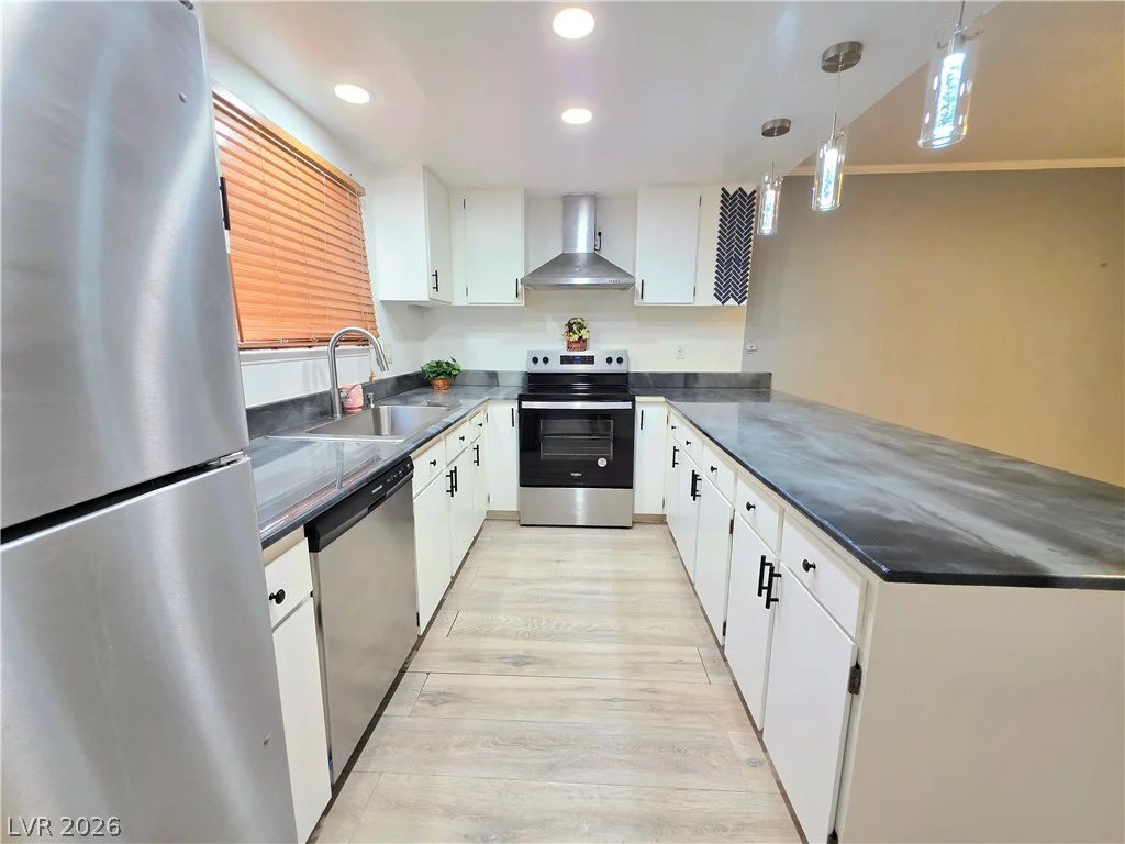 3275 Arville, Las Vegas, NV 89102