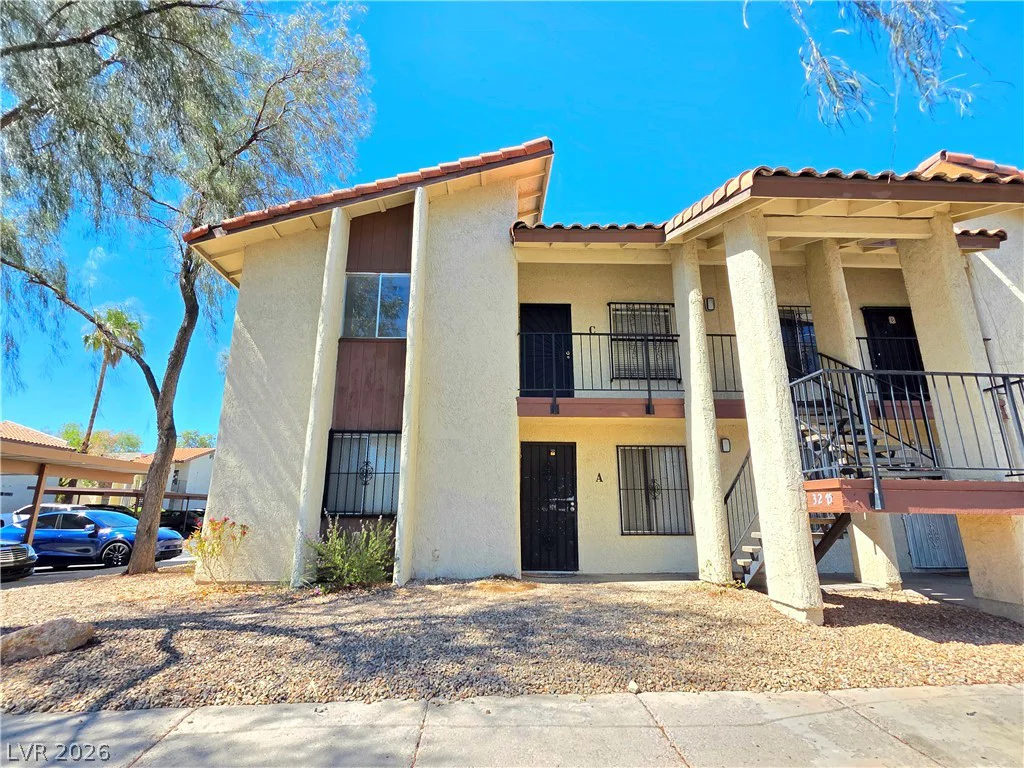 3275 Arville, Las Vegas, NV 89102