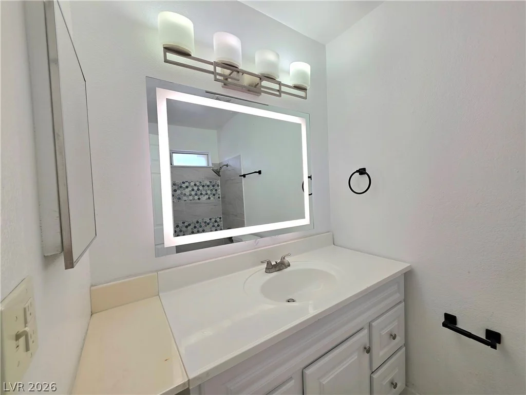 3275 Arville, Las Vegas, NV 89102