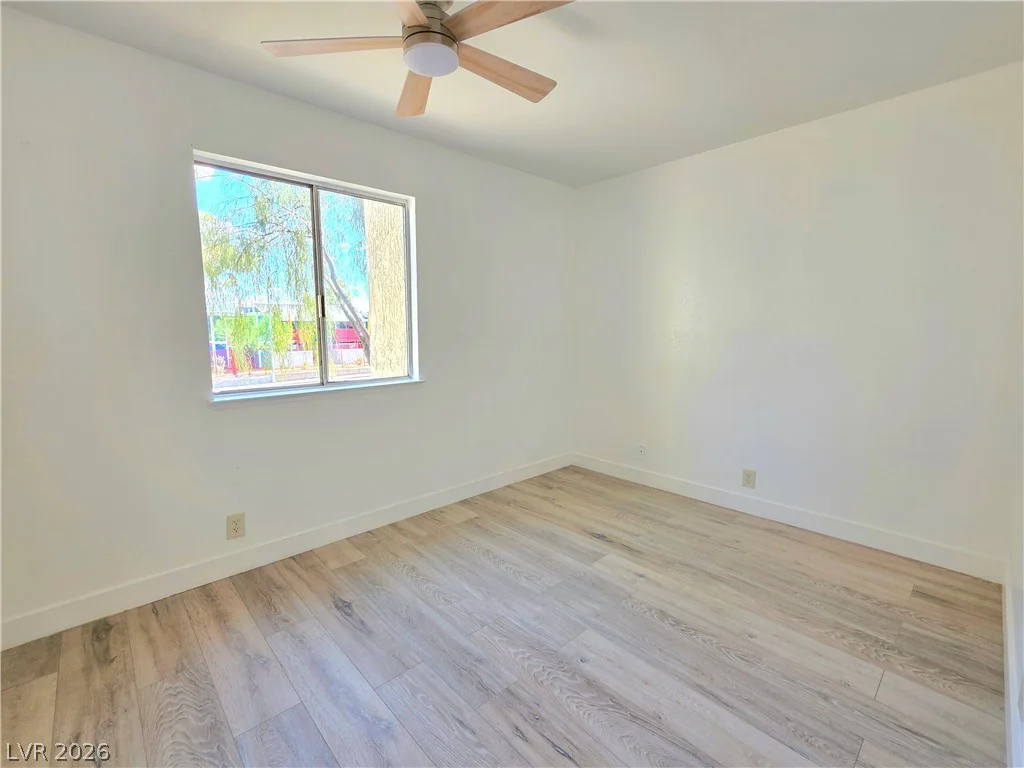 3275 Arville, Las Vegas, NV 89102