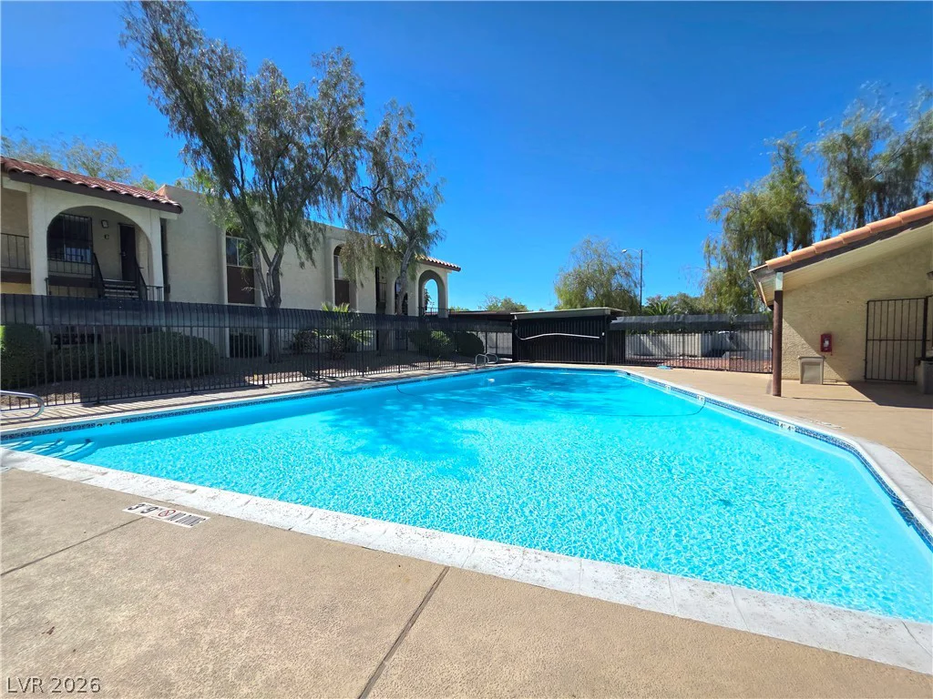 3275 Arville, Las Vegas, NV 89102