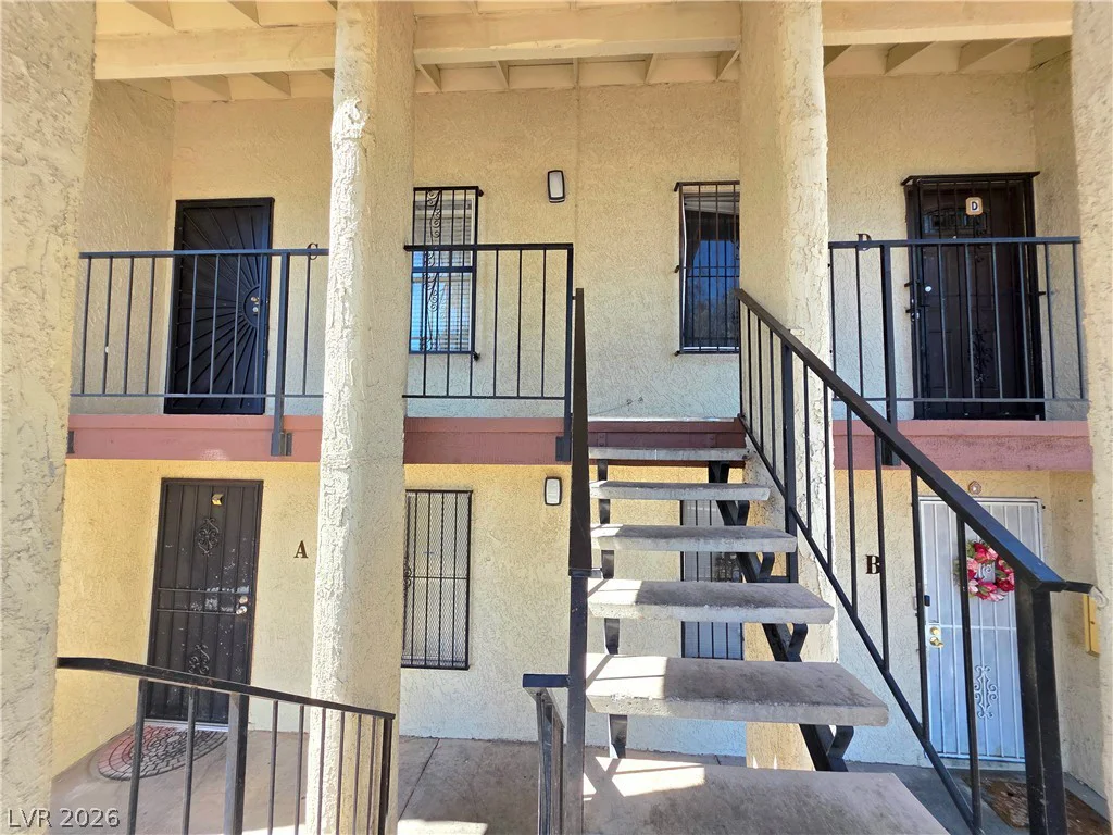 3275 Arville, Las Vegas, NV 89102
