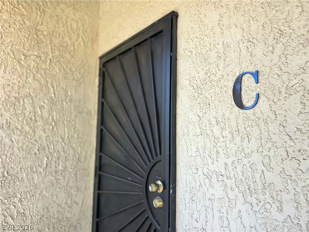 3275 Arville, Las Vegas, NV 89102