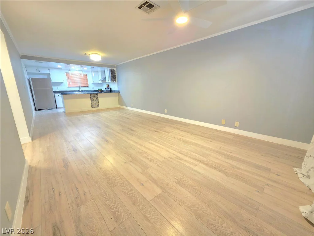 3275 Arville, Las Vegas, NV 89102