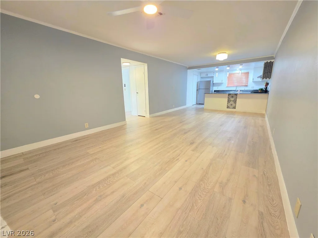 3275 Arville, Las Vegas, NV 89102