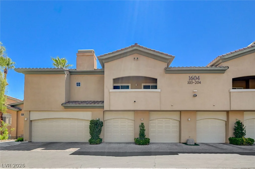 1604 Cardinal Bluff, Las Vegas, NV 89128