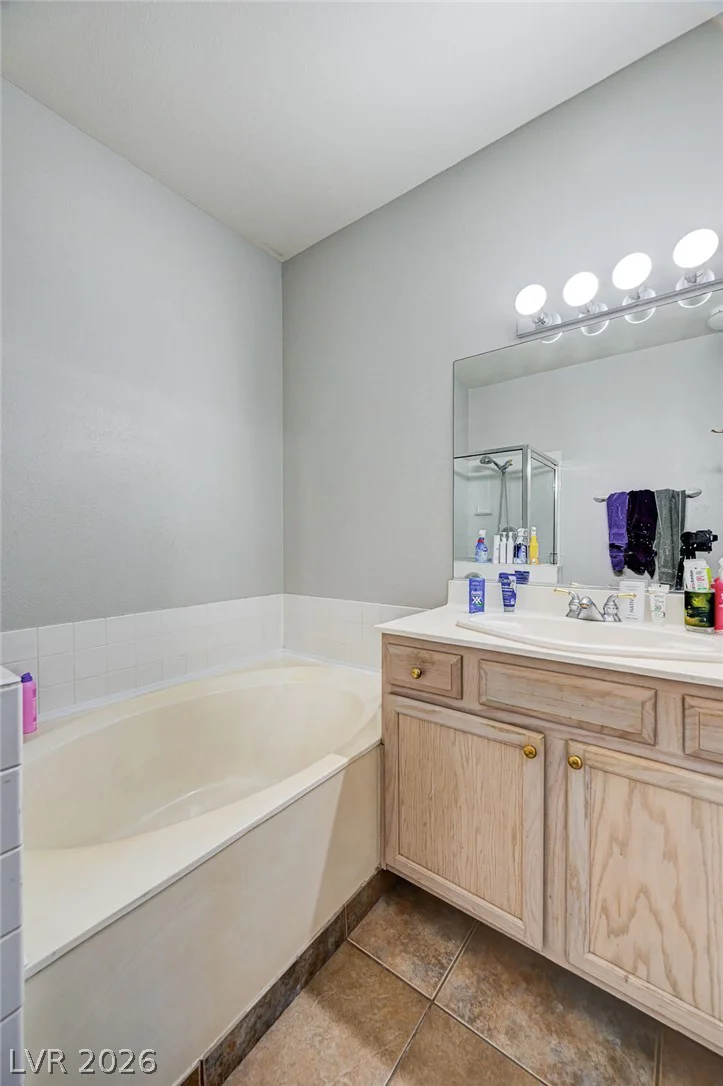 1604 Cardinal Bluff, Las Vegas, NV 89128