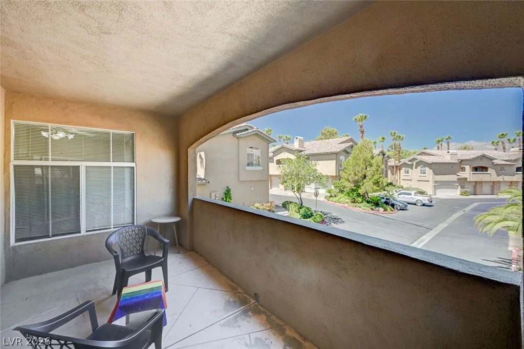 1604 Cardinal Bluff, Las Vegas, NV 89128