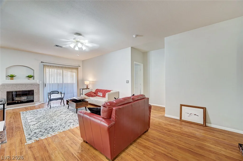 1604 Cardinal Bluff, Las Vegas, NV 89128