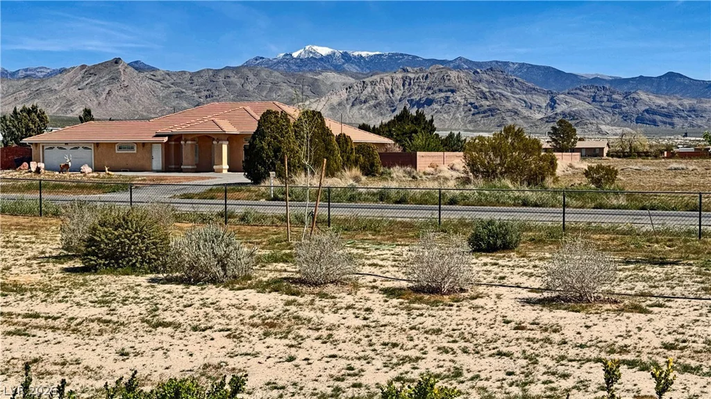 2860 Rainbow, Pahrump, NV 89048