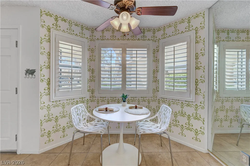 1108 Cimarron, Las Vegas, NV 89128