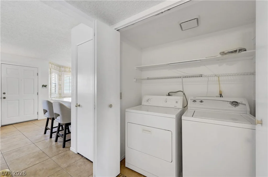 1108 Cimarron, Las Vegas, NV 89128