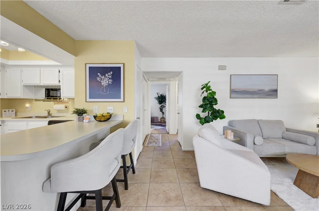 1108 Cimarron, Las Vegas, NV 89128