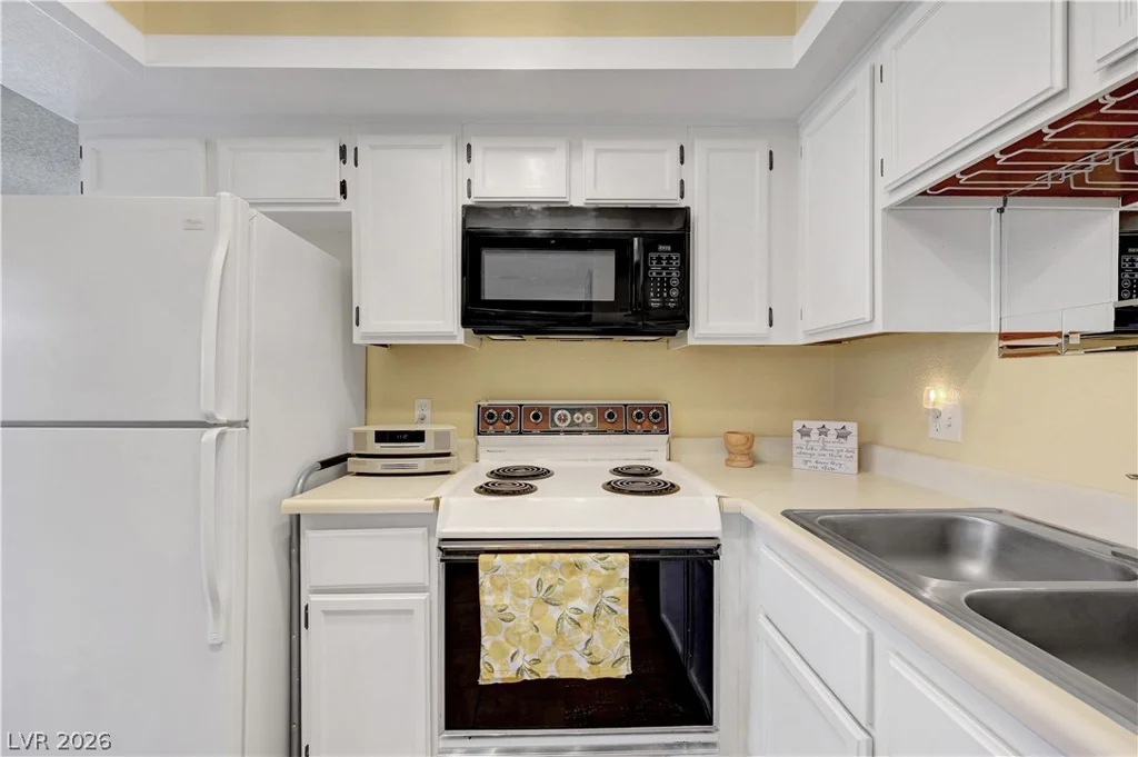 1108 Cimarron, Las Vegas, NV 89128