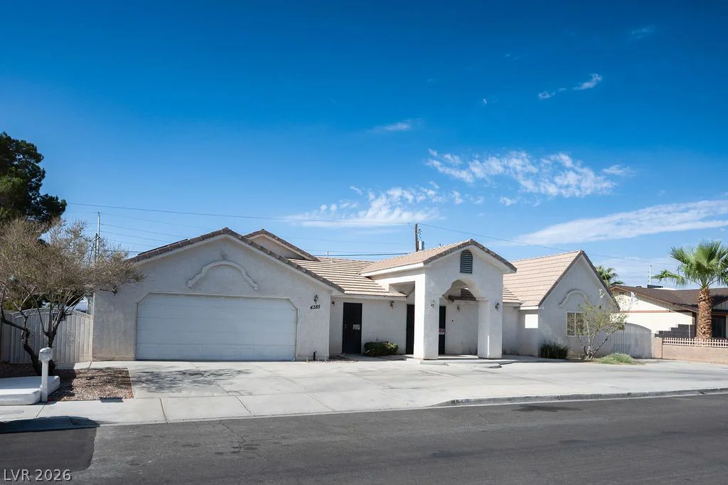 4385 Welter, Las Vegas, NV 89104