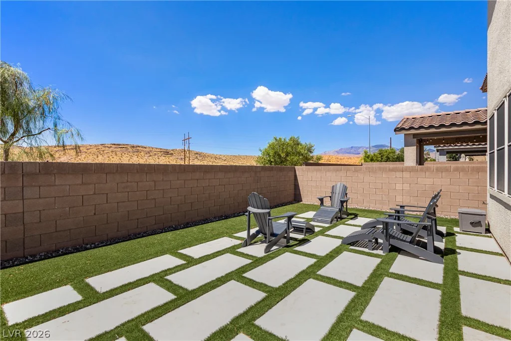 9717 Manchester Peak, Las Vegas, NV 89178