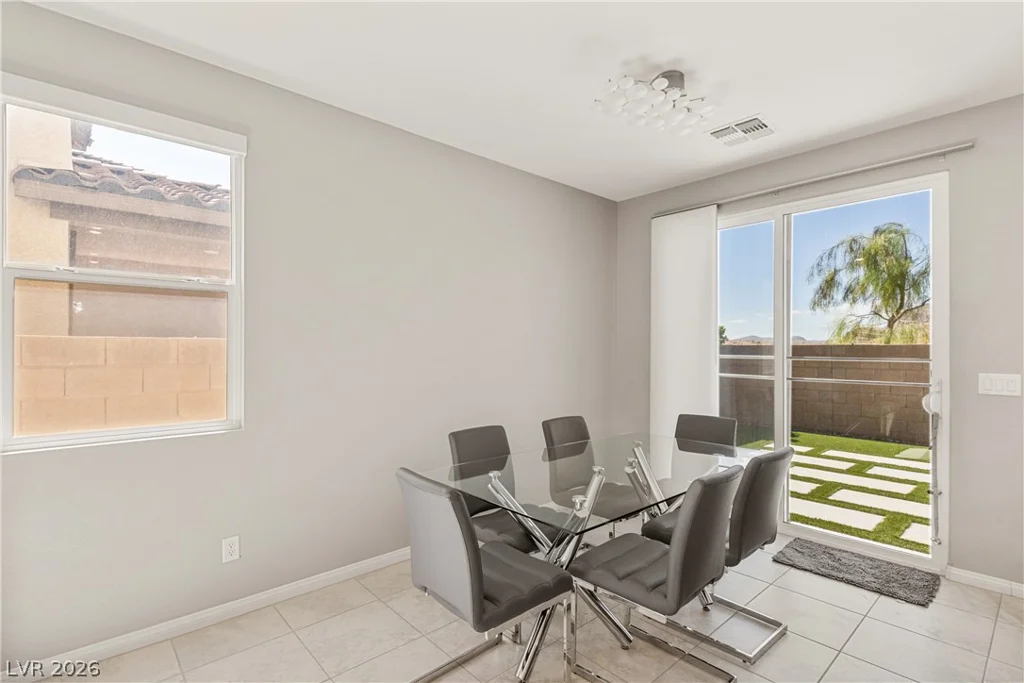 9717 Manchester Peak, Las Vegas, NV 89178