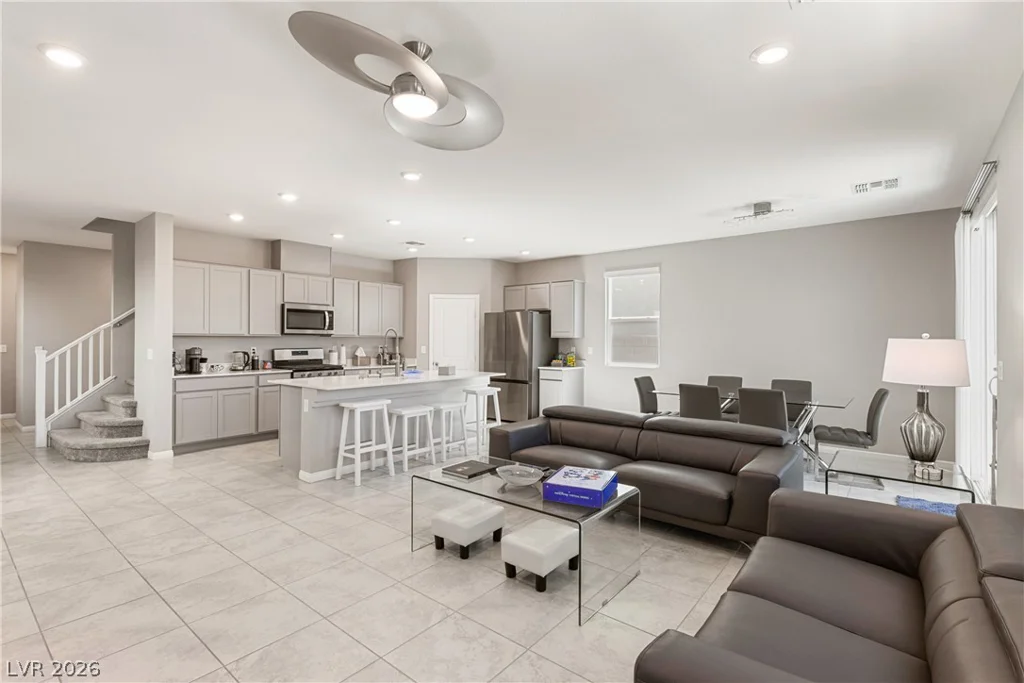 9717 Manchester Peak, Las Vegas, NV 89178