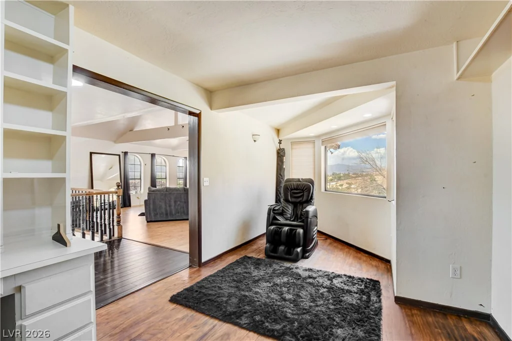 672 Los Feliz, Las Vegas, NV 89110