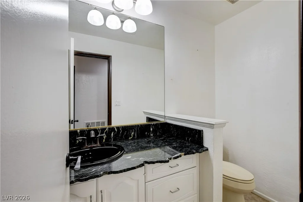 672 Los Feliz, Las Vegas, NV 89110