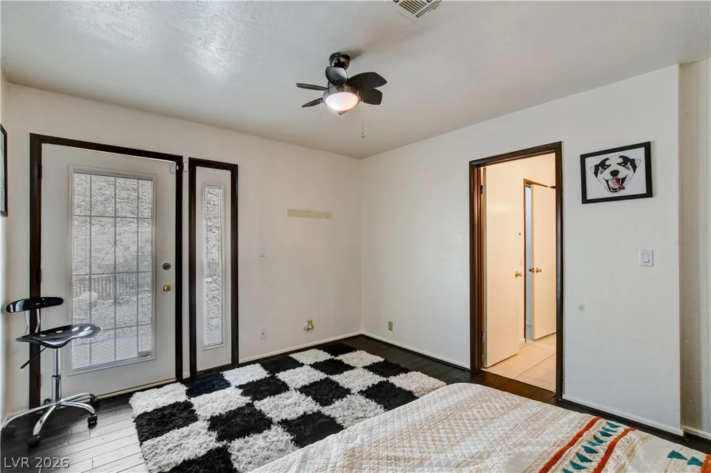 672 Los Feliz, Las Vegas, NV 89110