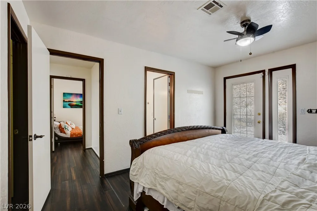 672 Los Feliz, Las Vegas, NV 89110