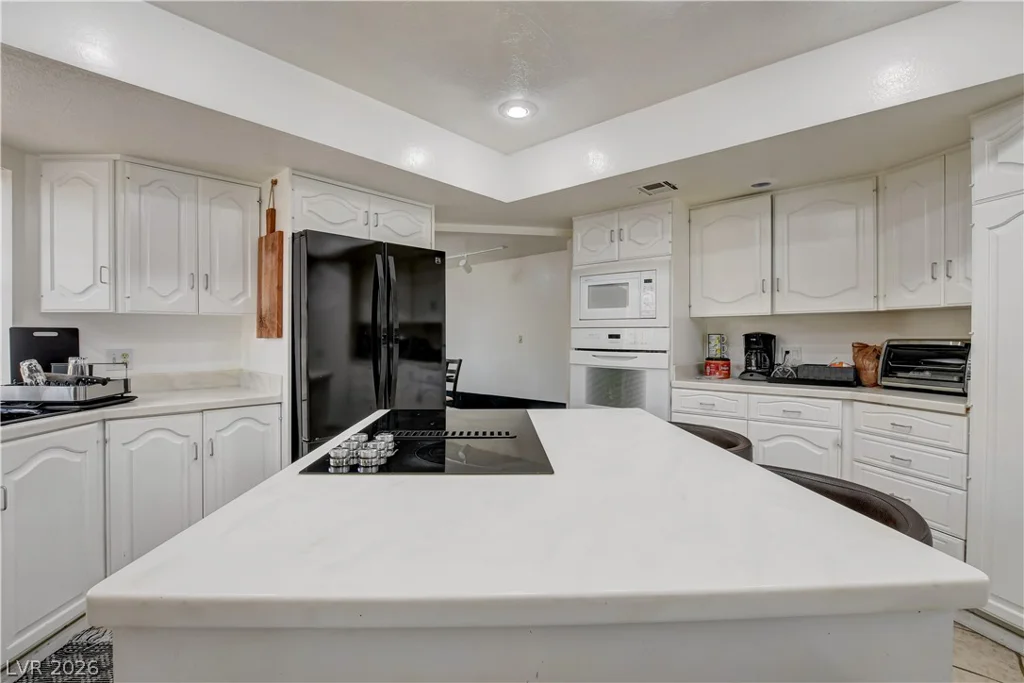 672 Los Feliz, Las Vegas, NV 89110